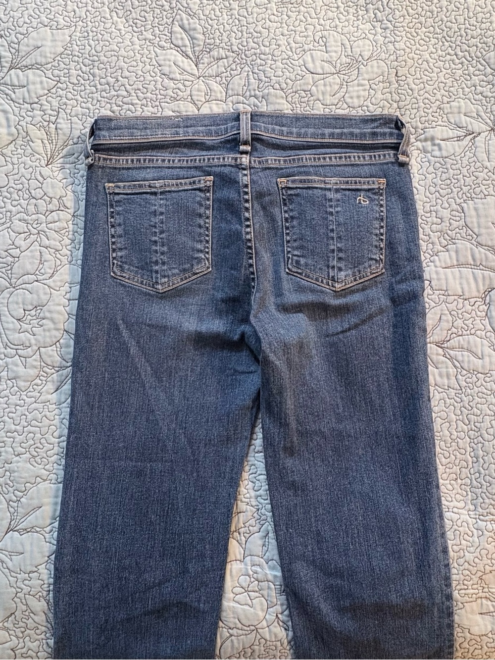 ☀️Rag & Bone Straight Leg Raw Hem Jeans Blue
Wash Sz 27🧡 - Picture 5 of 13